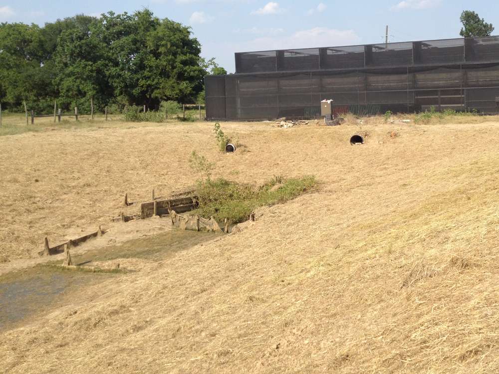 Retention pond erosion control inlet installation